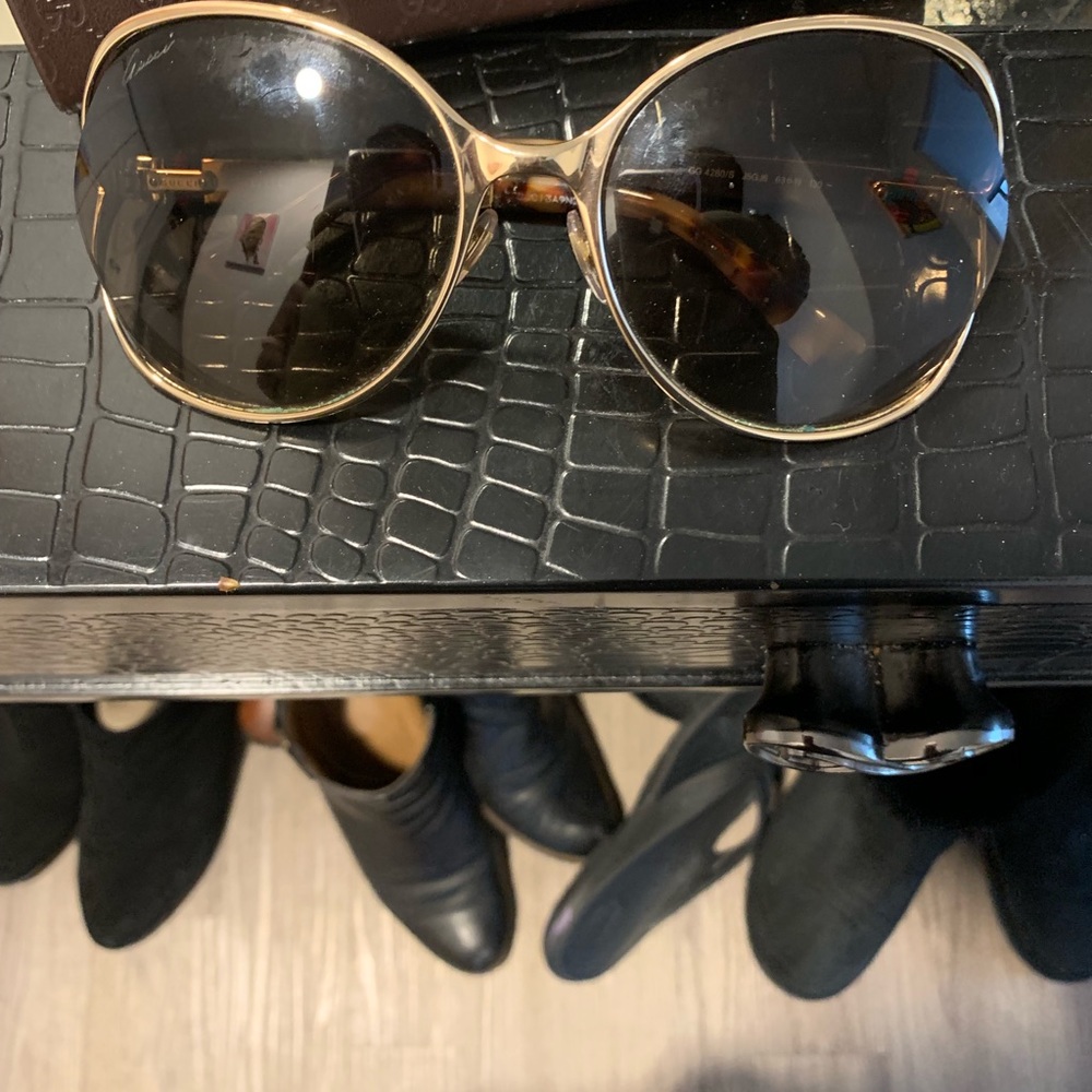 GUCCI sunglasses